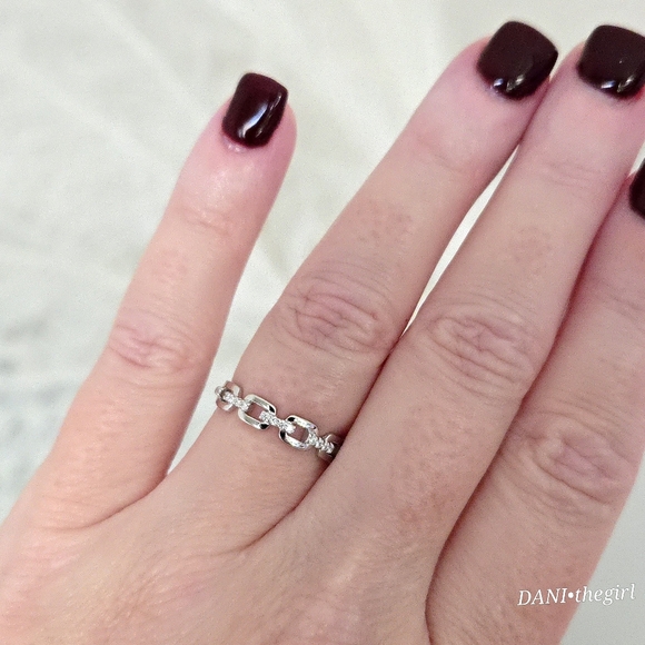 NEW White Gold Plated 925 Sterling Silver Diamond Link Ring - Picture 4 of 9